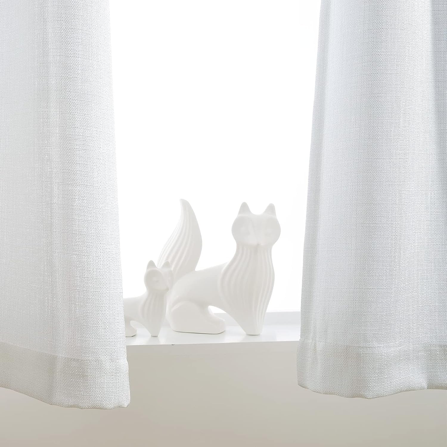 White Kitchen Curtains 36 Inch Length Casual Weave Textured Cafe Curtains Semi Sheer Short Drapes for Bathroom Bedroom Tier Drapes Rod Pocket Half Window Treatments 2 Panels